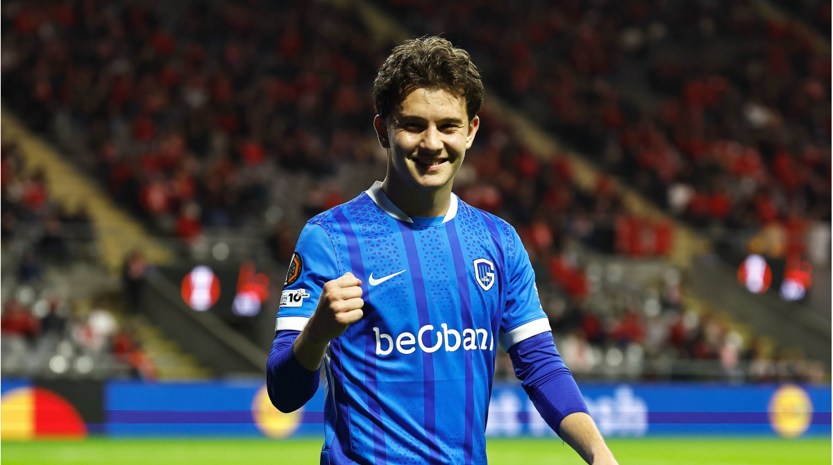 Transfer news LIVE: Man Utd scout Kalulu as Chelsea lead Karetsas chase