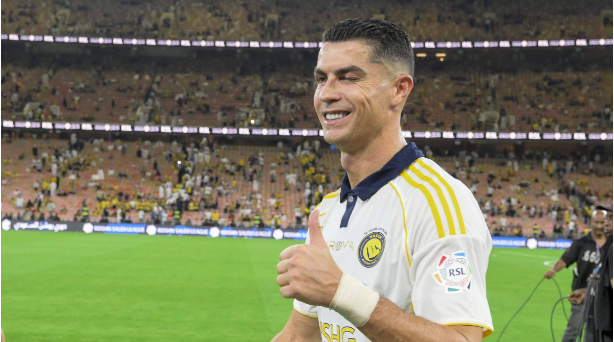 Transfer news LIVE: Ronaldo’s Saudi exit route as Napoli eye Sterling