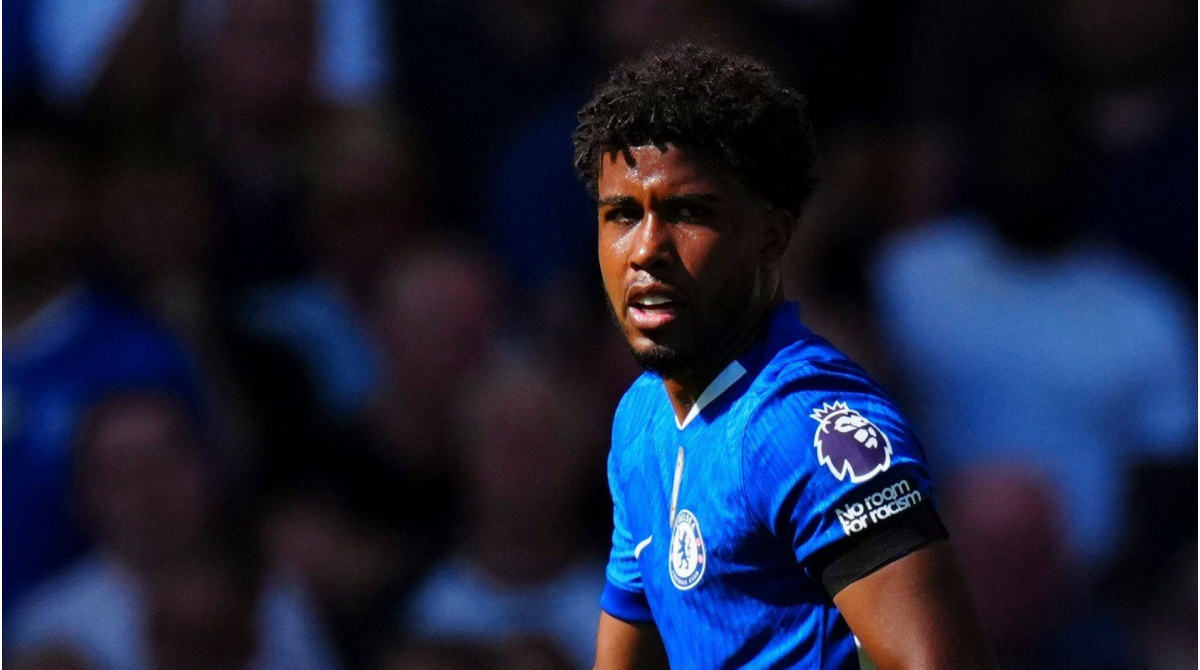 Transfer news LIVE: Man Utd want Arsenal star, three clubs chase Chelsea midfielder