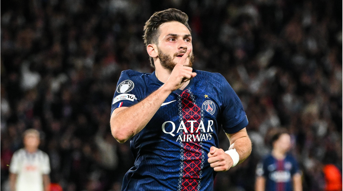 Transfer news LIVE: Arsenal pursue Khvicha Kvaratskhelia deal as Man United eye Lewis Hall